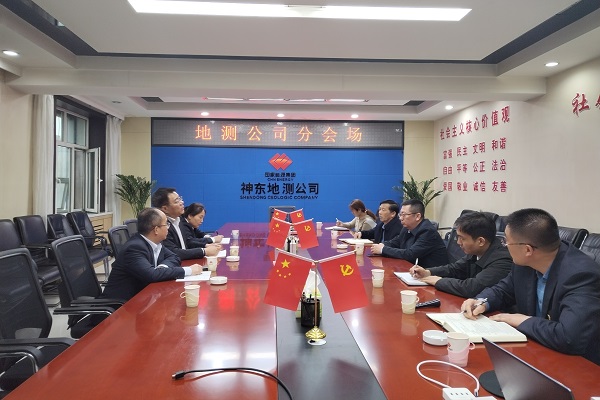榆林分公司：“党建+”对标  履历交流求立异 (3).jpg