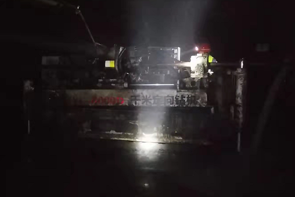 榆林分公司龙华煤矿30210掘进事人情定向钻超前探查工程顺遂开工.png