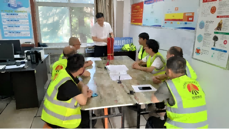 多维度、多行动，，，，，守护职工生命清静(压缩1).png