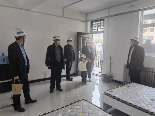 铜川分公司纪委：开展中层干部眷属清廉警示教育专题运动2_副本.jpg